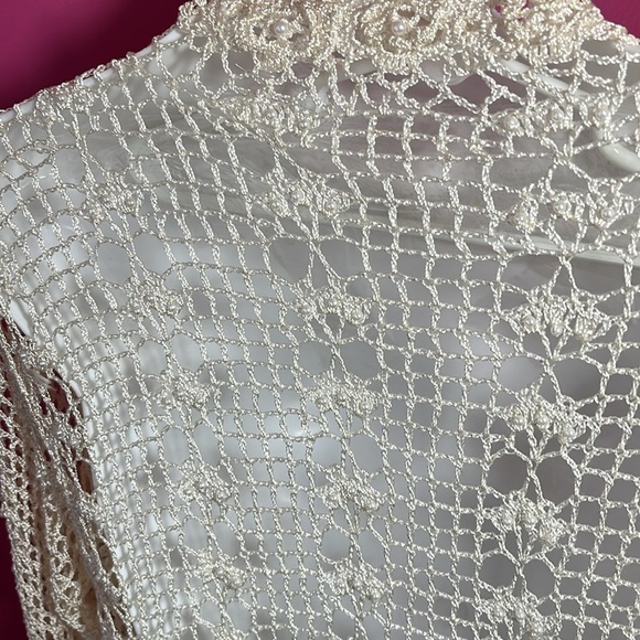 Open knit/ crochet cardigan. - Picture 7 of 7